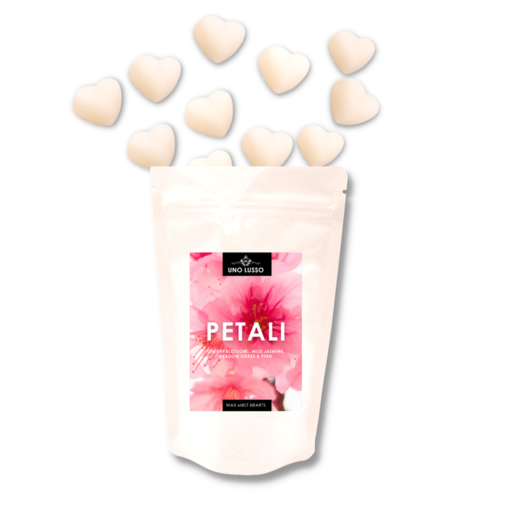 FREE GIFT - 15 Luxury Wax Melt Hearts - 10 Scent Options